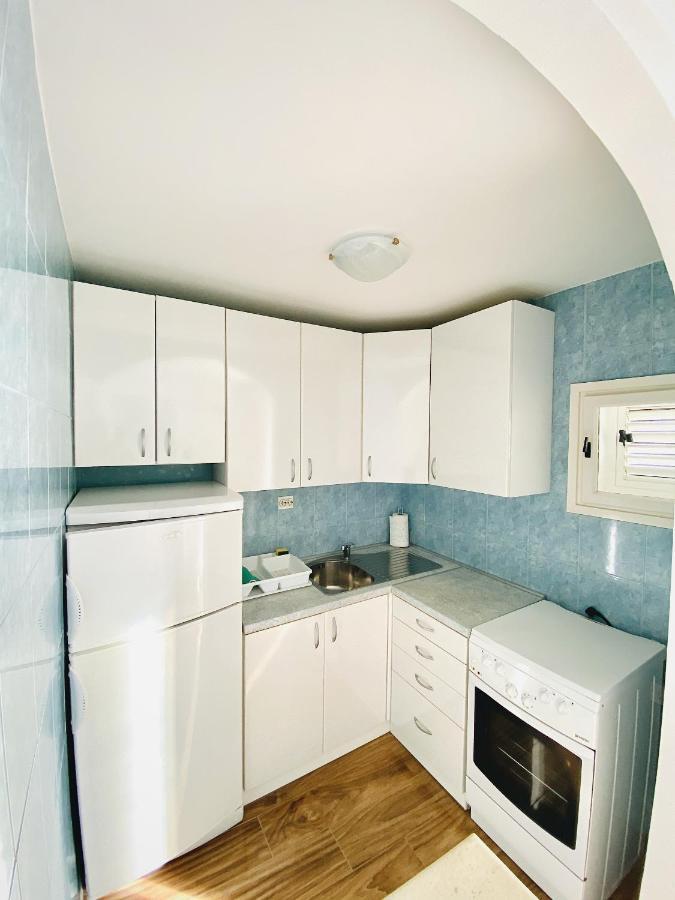 Apartments By The Sea Postira, Brac - 2928 Εξωτερικό φωτογραφία